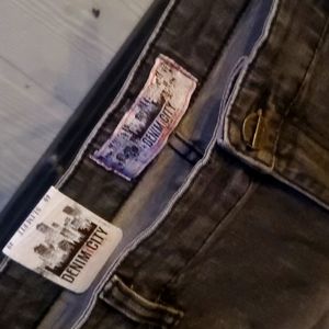 New Denim City Slim Fit Jeans Size 40
